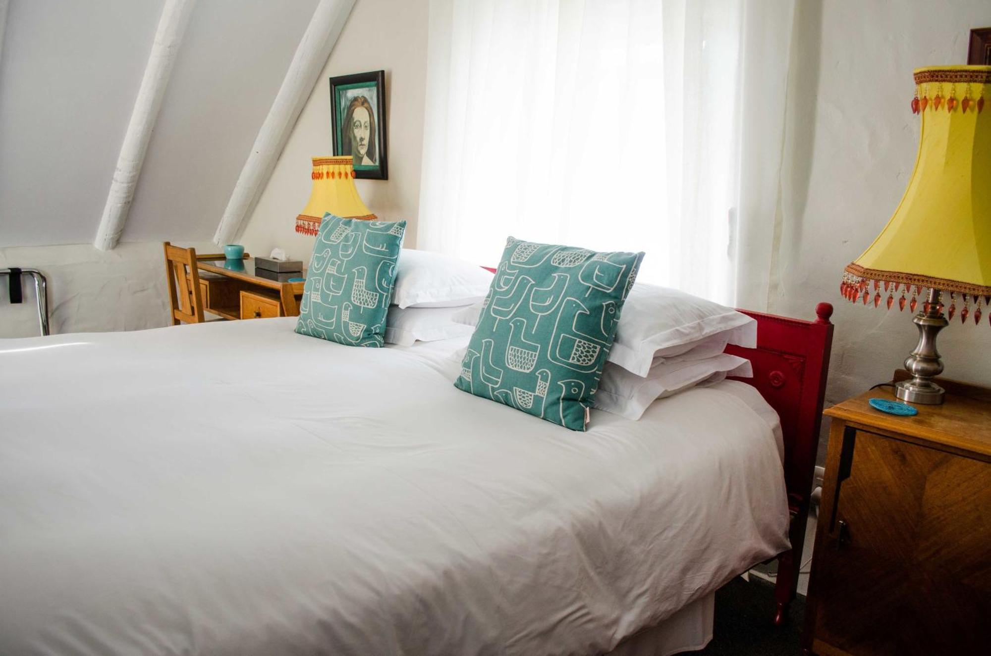 Ah! Guest House Paternoster Room photo